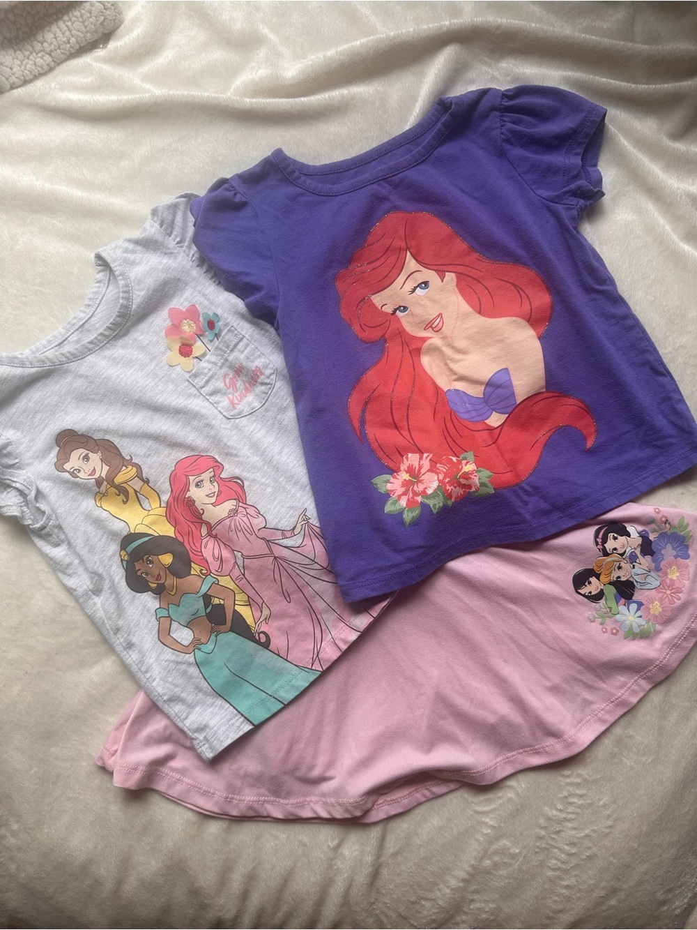 Disney Girls Princess skirt & 2 tops - size 3T